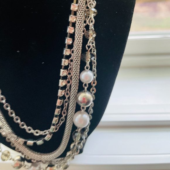 2 ITEMS  Vintage Silver tone Monet bangle bracelet and 6 assorted chain necklace - Picture 3 of 7